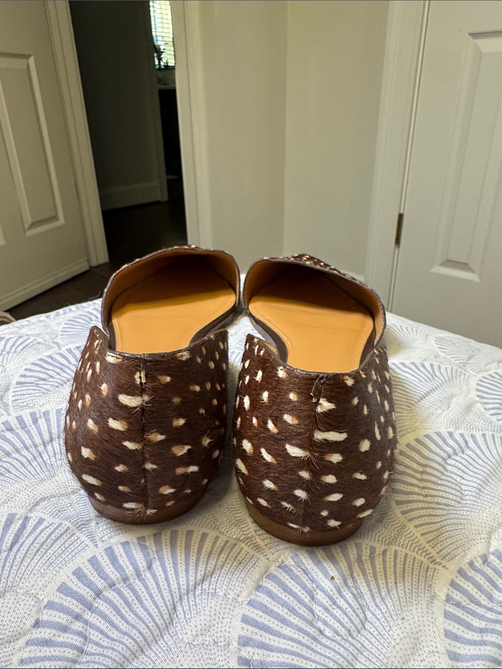 J.Crew Calf Hair D’Orsay Flats Size 9 Brown Spotted Leather Pointed Toe - Picture 2 of 4